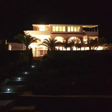 A4 Penthouse Fuer 8 Personen Daire *
