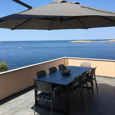 Daire A4 Penthouse Fuer 8 Personen Ražanj